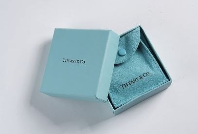 blue tiffany jewelry box 1